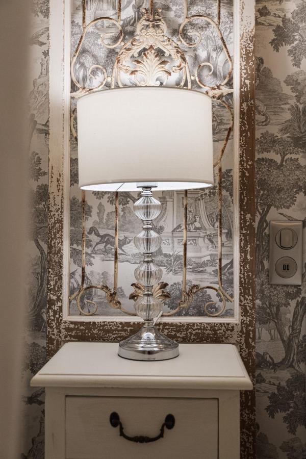 The French Boudoir Apartment Épernay Exterior foto