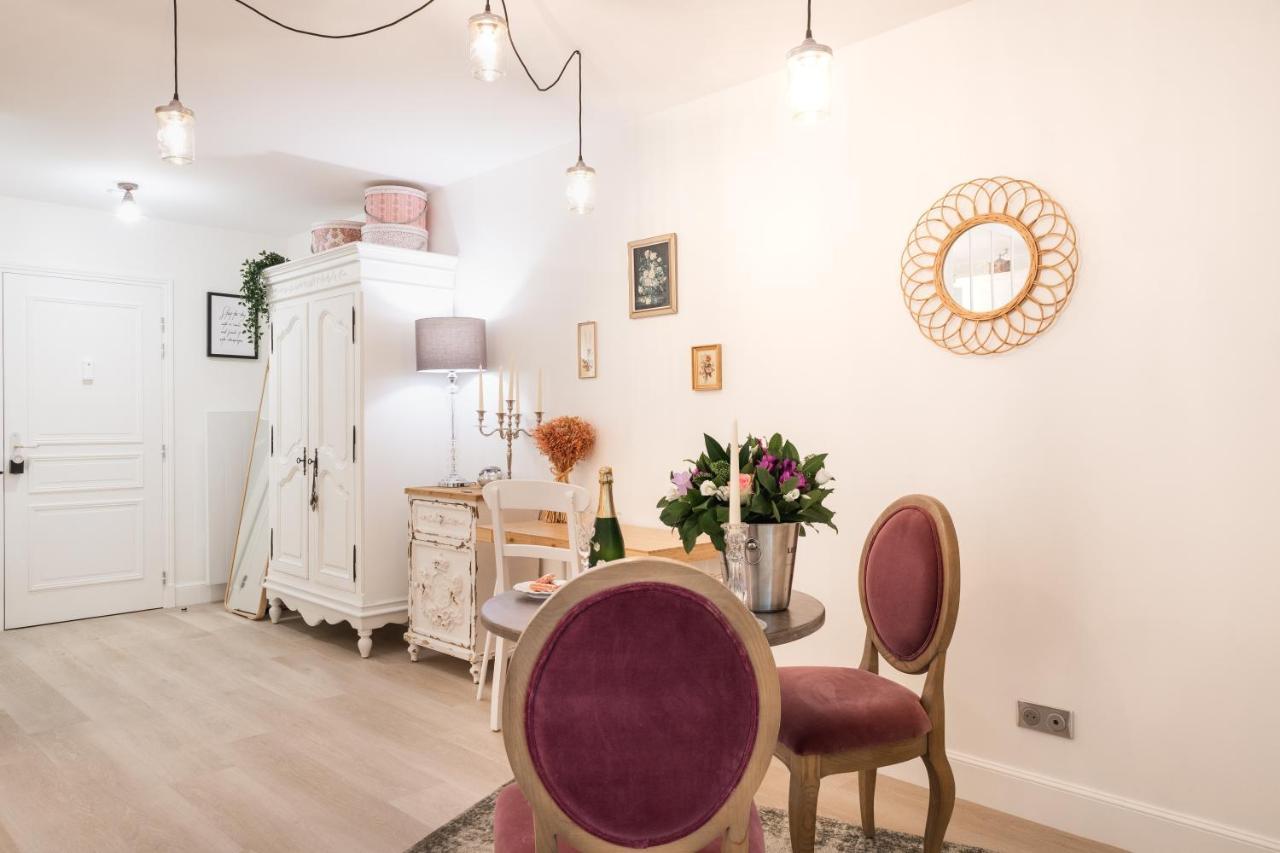 The French Boudoir Apartment Épernay Exterior foto